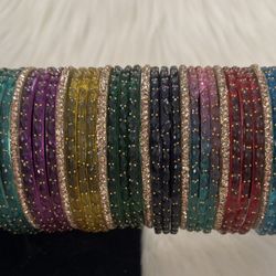 Gorgeous Multicolor Glass Bangle Set 