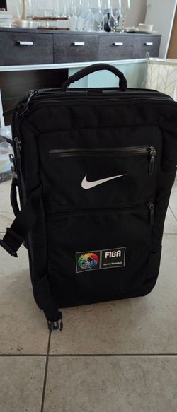 Nike FIBA small carry on
