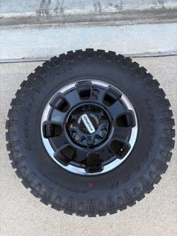 Ford F250 Wheels and Tires