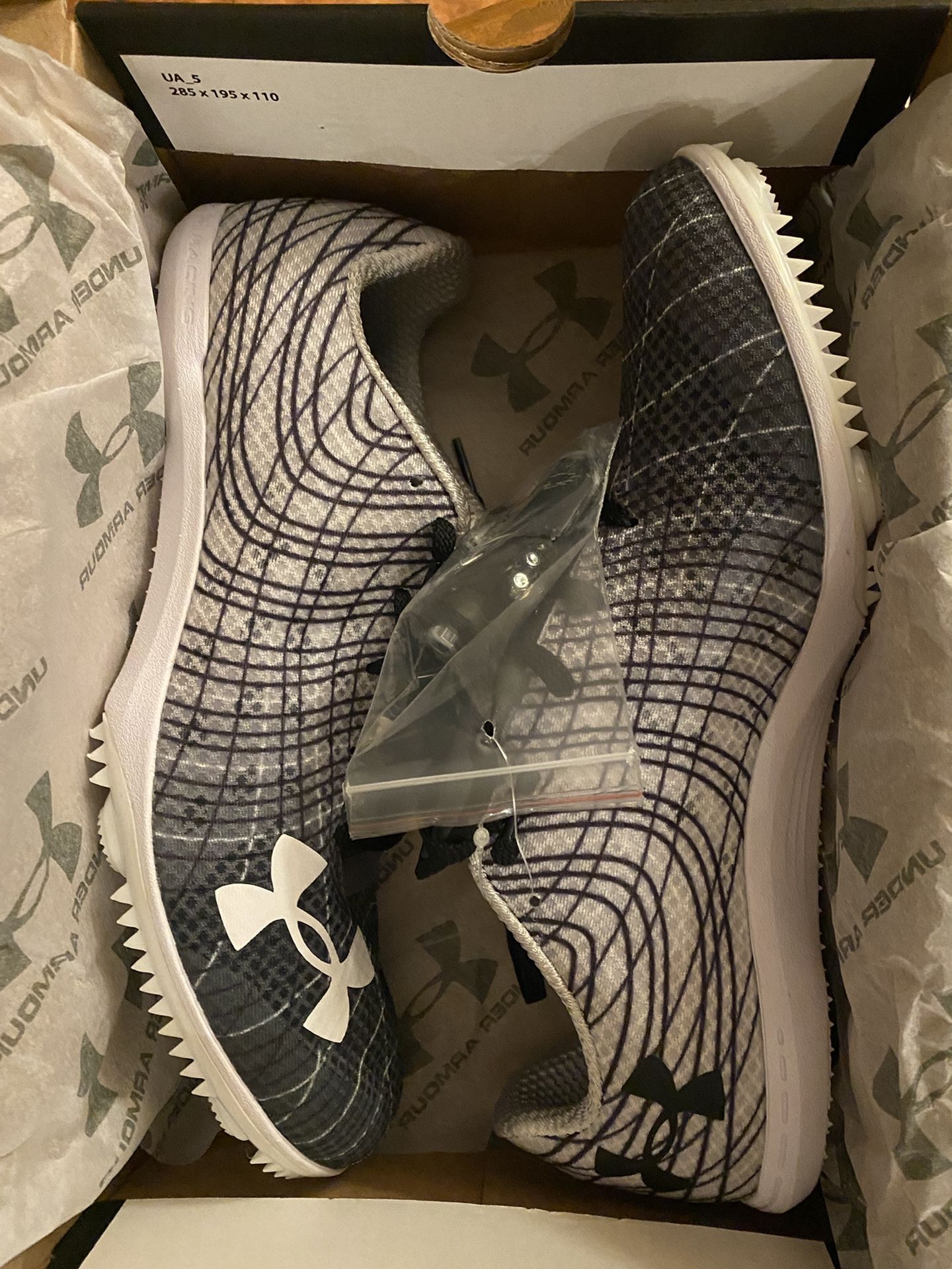 Under Armor Kick Distance Track Shoes