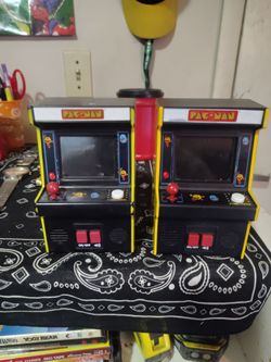 Pac man game battle powered