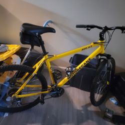 MOTOBECANE 400HT MOUNTAIN BIKE