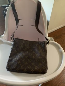 Designer purse OFFER