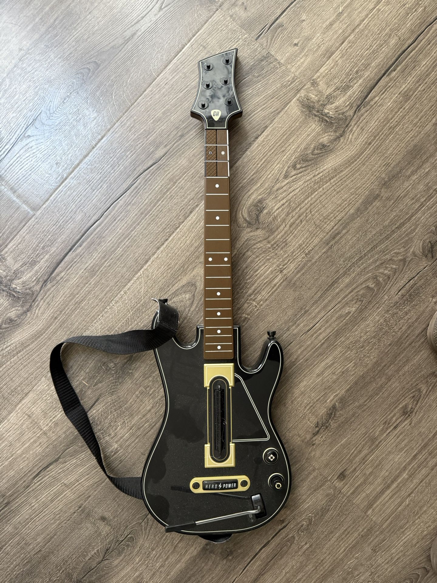 🎸 Guitar Hero Wireless Guitar – Compatible with Xbox 🎮