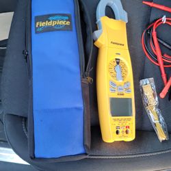 Field piece SC 680 Volt Meter