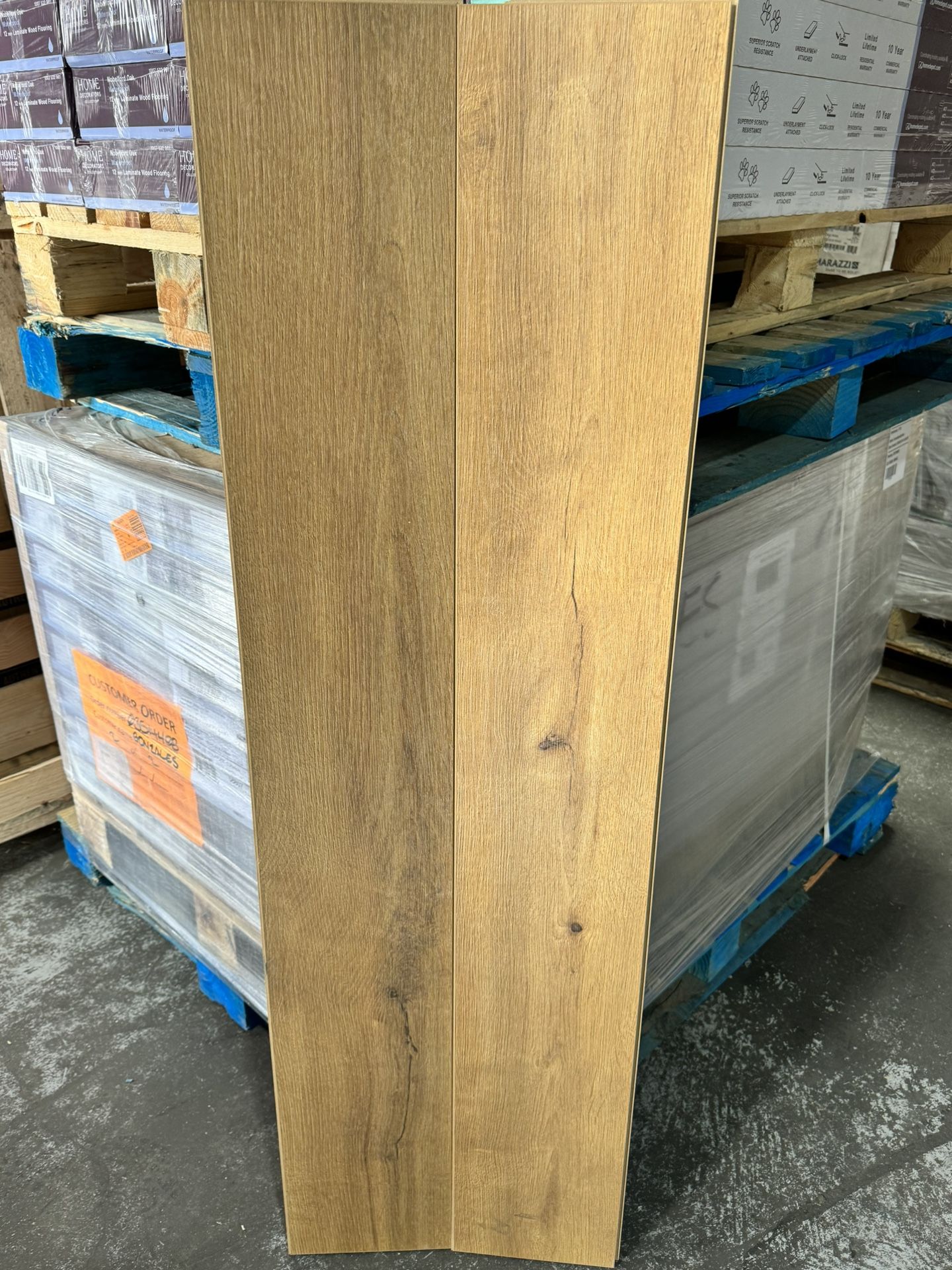 Nobelford Oak 12 mm T x 7.6 in. W Waterproof Laminate Wood Flooring