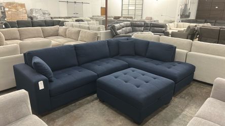 Sectional Sofa - Delivery/Financing Available