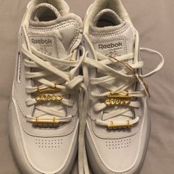 Reebok Shoes Size 8 1/2