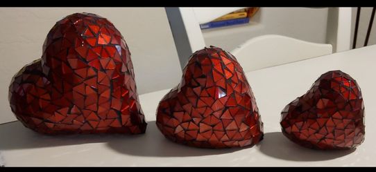 Set of 3 Graduating Mosaic Red Hearts