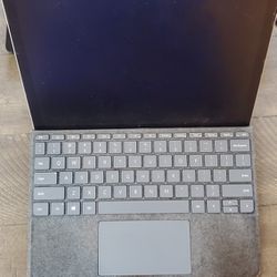 STILL AVAILABLE 2024 Surface Go 2 m3-8100Y CPU 8GB Ram Model with Keyboard And Pen