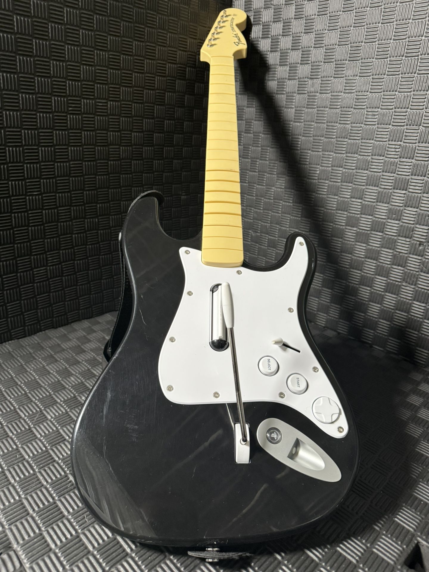  Harmonix Rockband 3 Stratocaster Xbox 360 Wireless Guitar - XBGTS2A