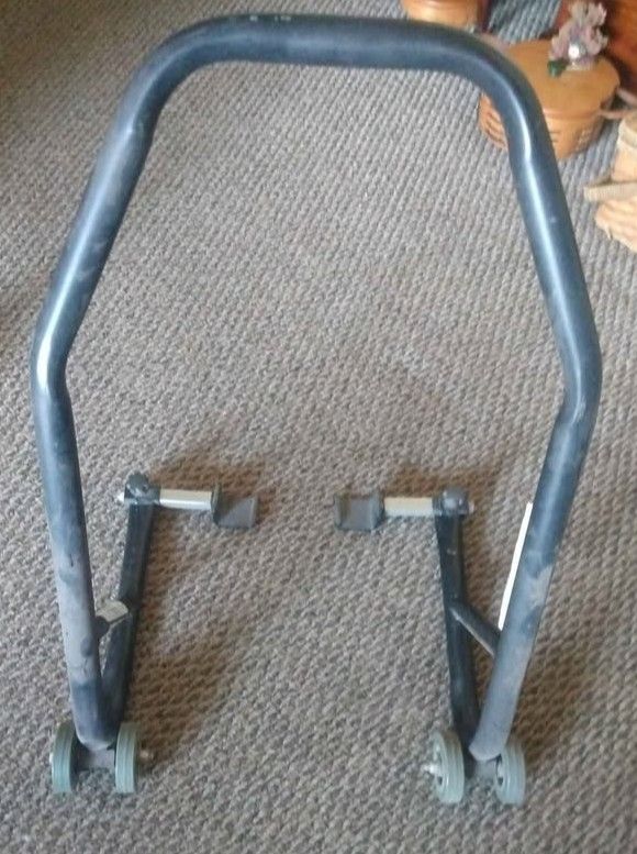 MOTORCYCLE SWING ARM STAND