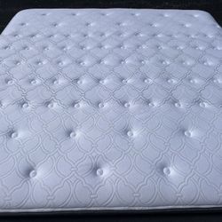 King Size Sealy Mattress And Boxspring Set