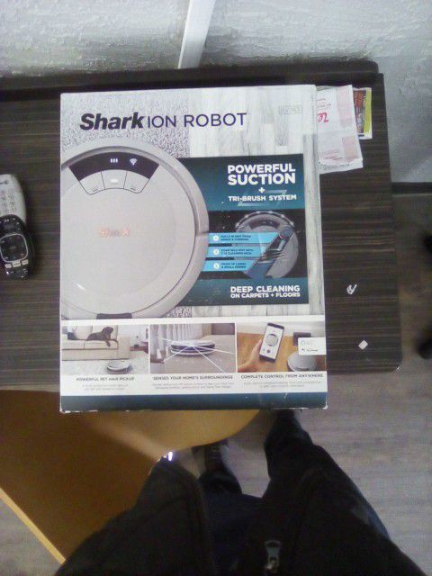 Shark ION Robot Vacuum 