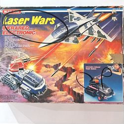 Vintage Laser Wars Infrared Electronic by Blue Box 1987