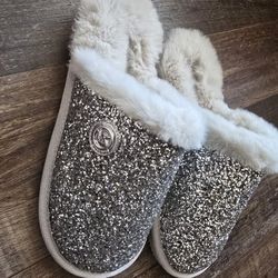 New Michael Kors Furry Sparkle Silver Hard Soul Slippers