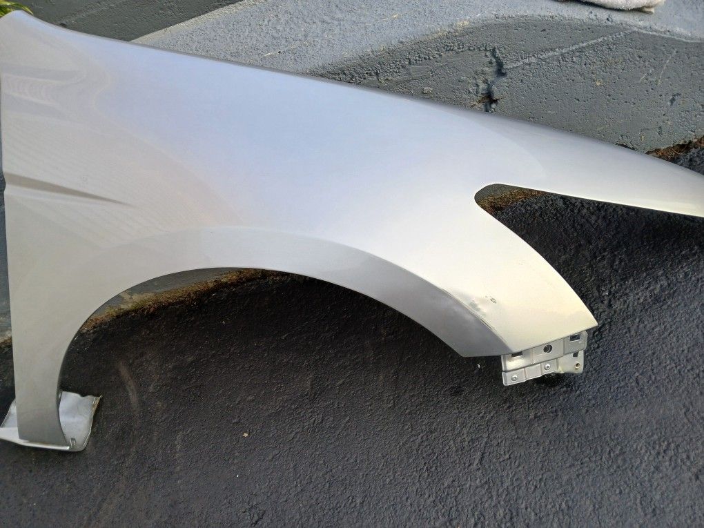 08-11 Honda Accord Pass Side Fender 