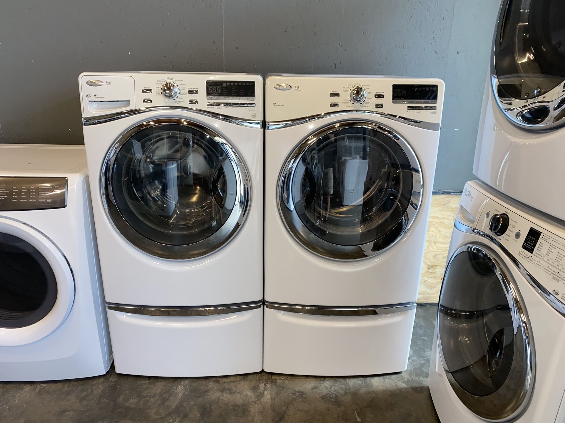 WHIRLPOOL XL CAPACITY WASHER DRYER ELECTRIC SET