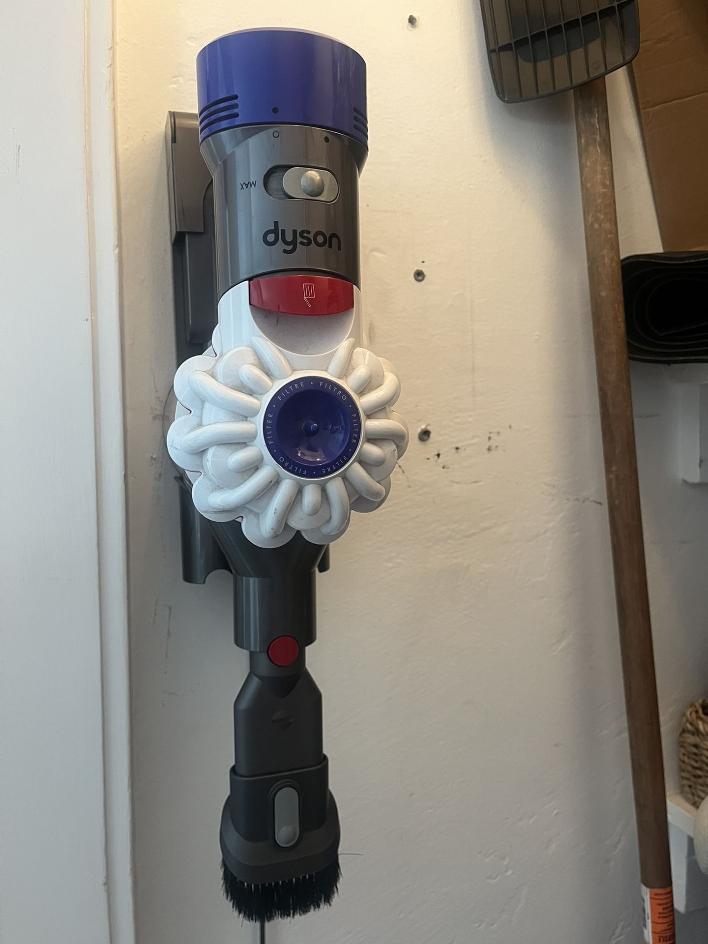 Dyson V7 Cordless Vacuum