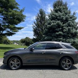2022 Genesis Gv70