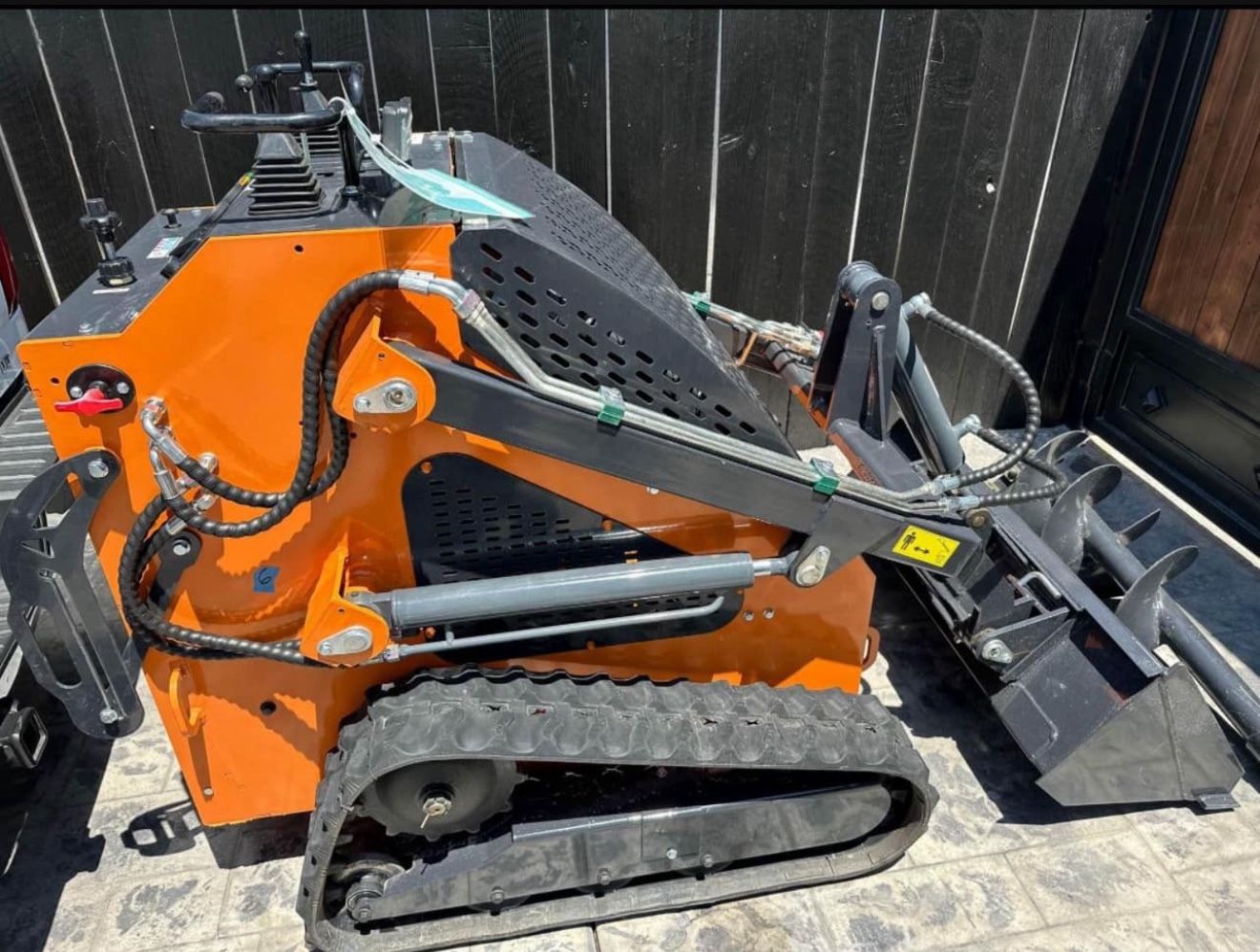 Landhero Mini Skid Steer