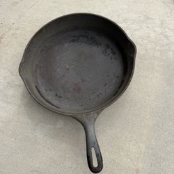 Cast Iron Skillet 