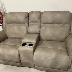 Electric reclining sofa
