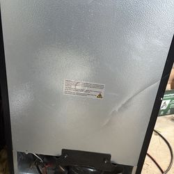Mini fridge