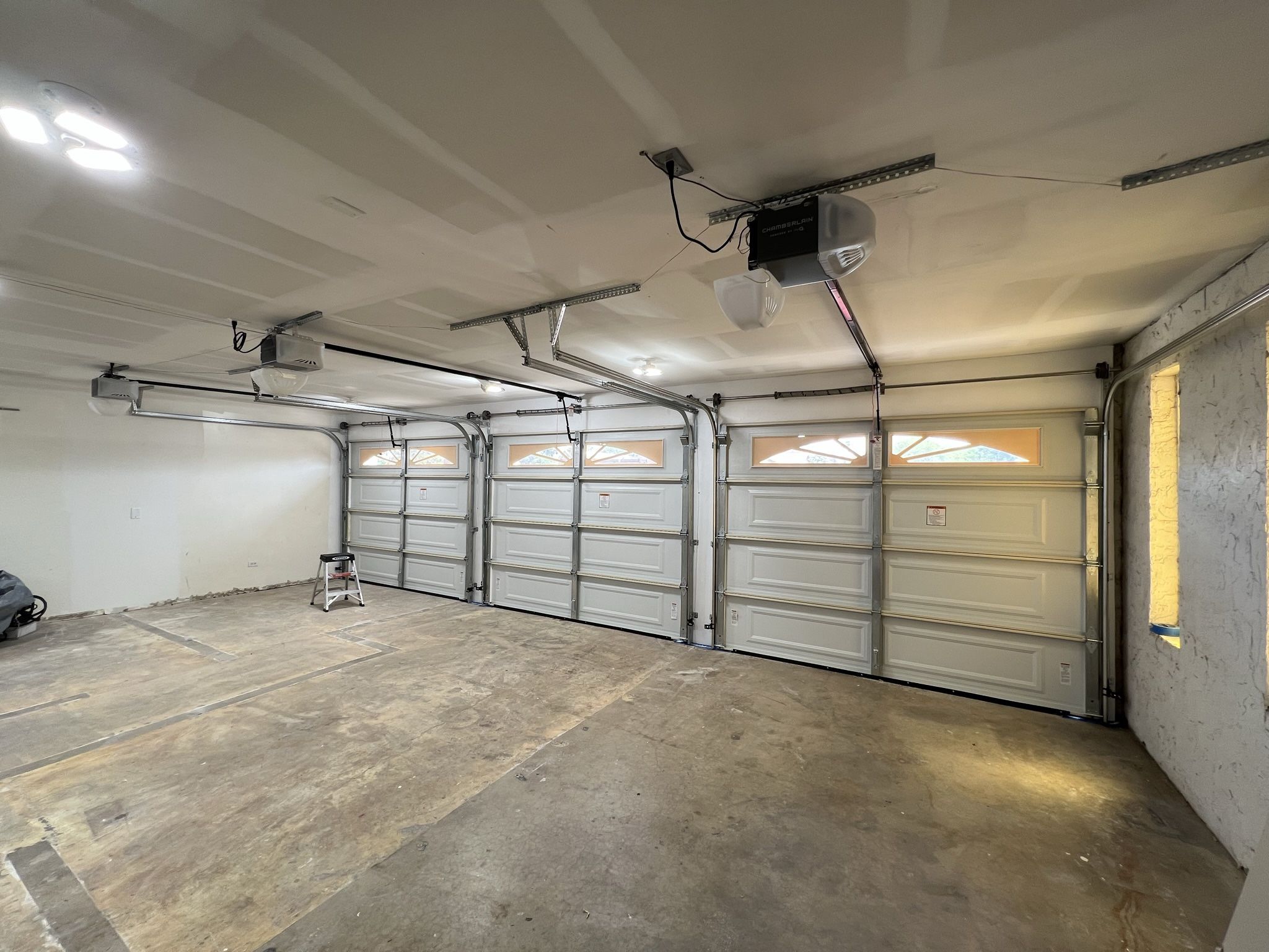 Garage Door! Garage Doors Done Right! Look No Further