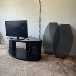 Tv stand 