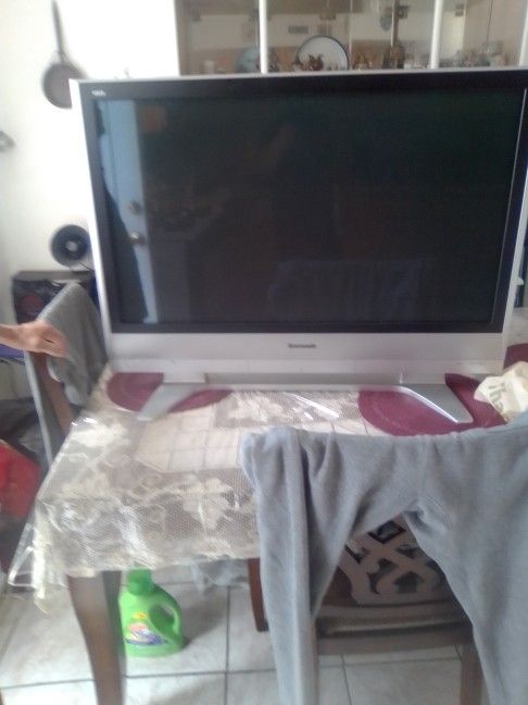 Flat Screen Tv