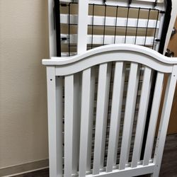 Baby Crib 