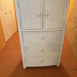 Great Condition 3pc Wicker Furniture Set 75 For All 3