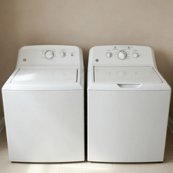 2021 General Appliance GTW220ACK7WW Washer Dryer Combo – Like New - Slidell, LA