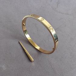 Love Bangle Unisex Available Size 15cm To 22cm