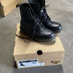 Girl Airwair boots