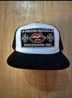 Chrome heart hat