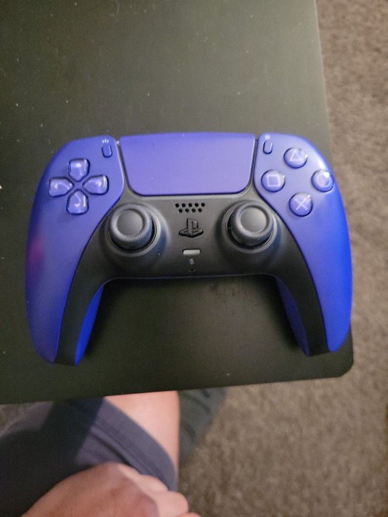 Purple PS5 remote Control