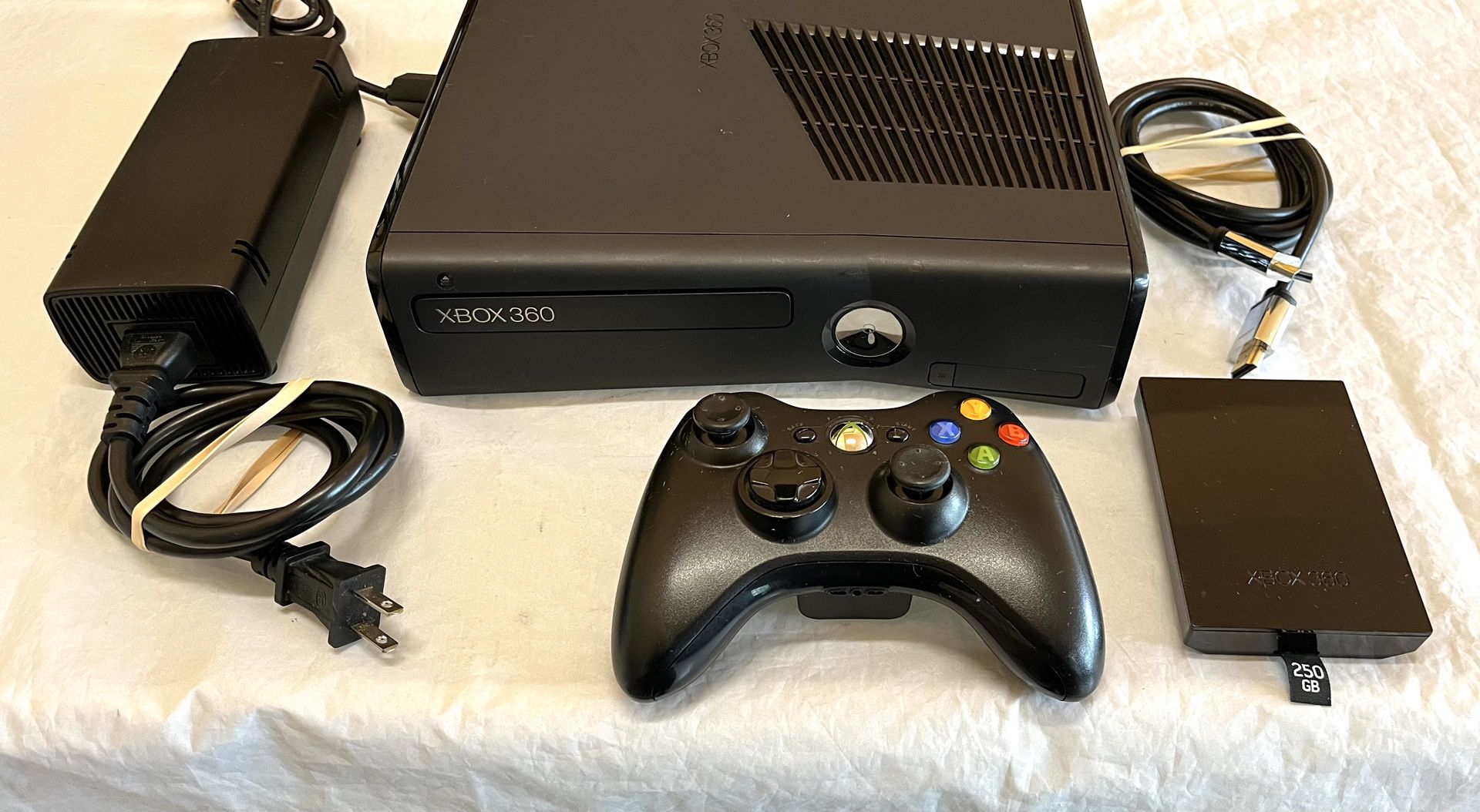 Black Xbox 360 Slim Set - PRICE FIRM
