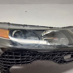 2014 Acura TL Xenon OEM Passenger side headlight assembly