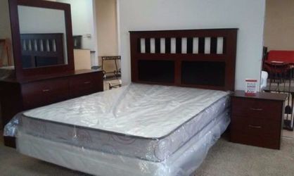 Queen Mattress and Box Spring New in Plastic,Delivery Today