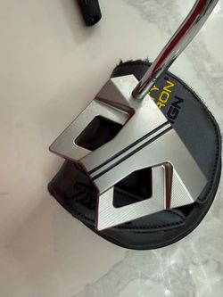 Scotty Cameron Phantom 9 34 inch Mint
