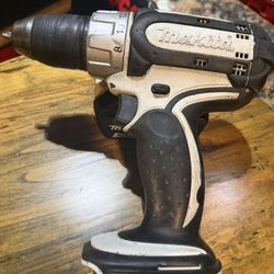 MAKITA BDF452 1/2” 18v Cordless Drill/driver With Battery