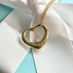 NIB 18k Gold Tiffany & Co open Heart Pendant