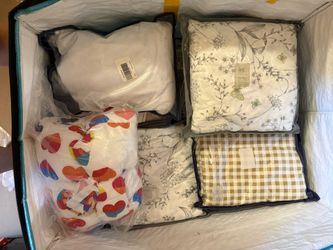 curtains，bedding，sleeping bags for kid