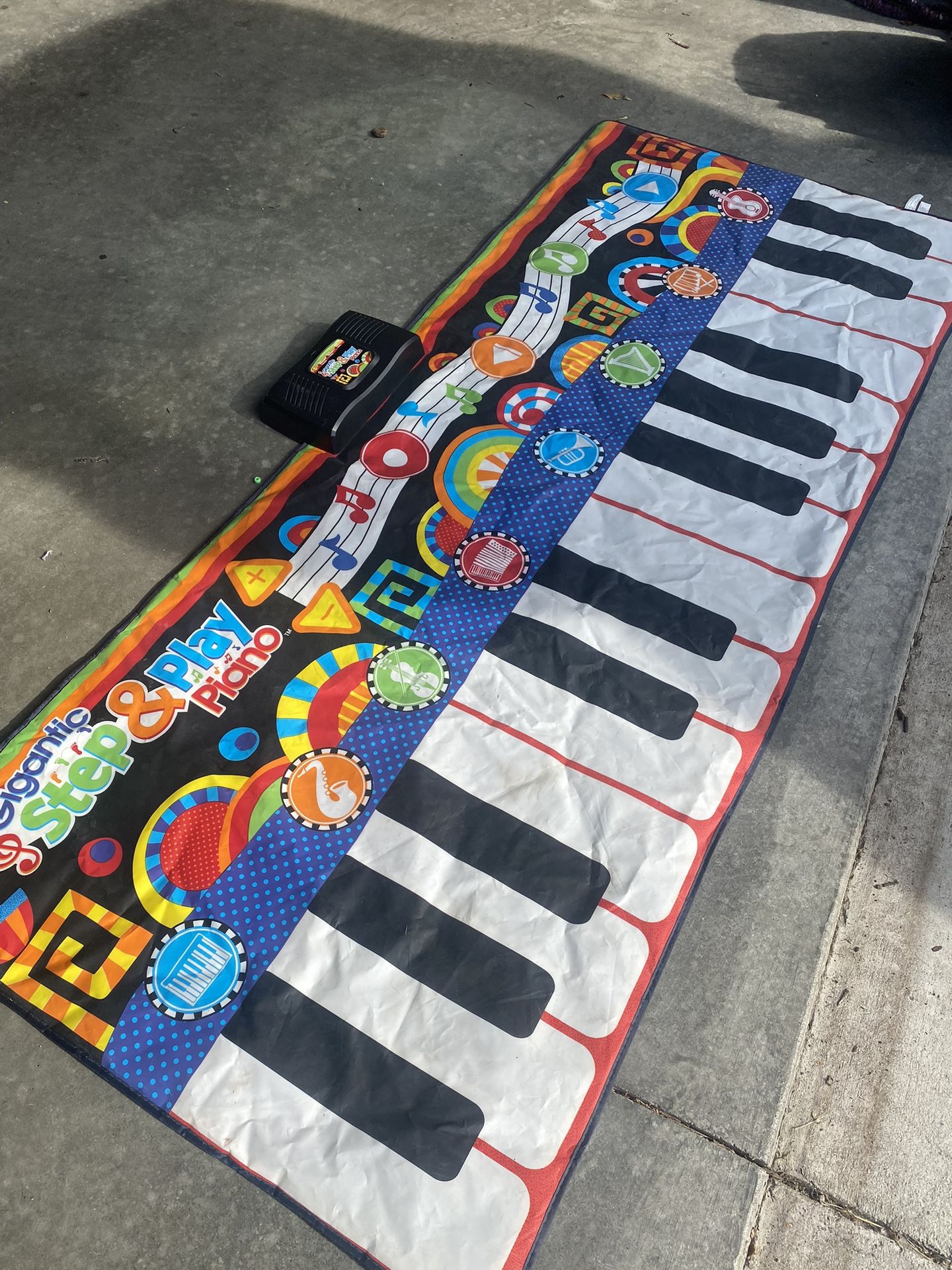 Battery Operated Floor Keyboard