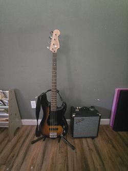 Fender Squier Bass