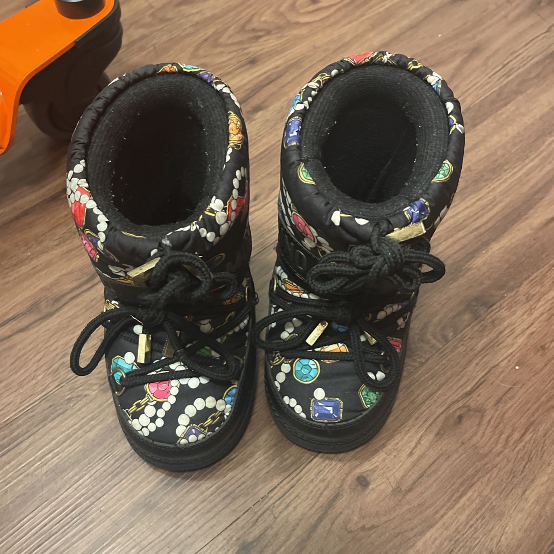 Moschino Snow Boots 