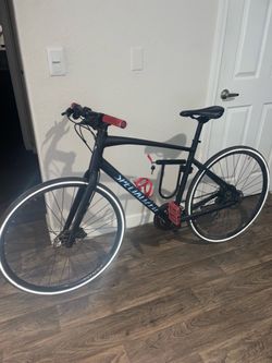 Specialized Sirrus Hybrid Bike – Large Frame