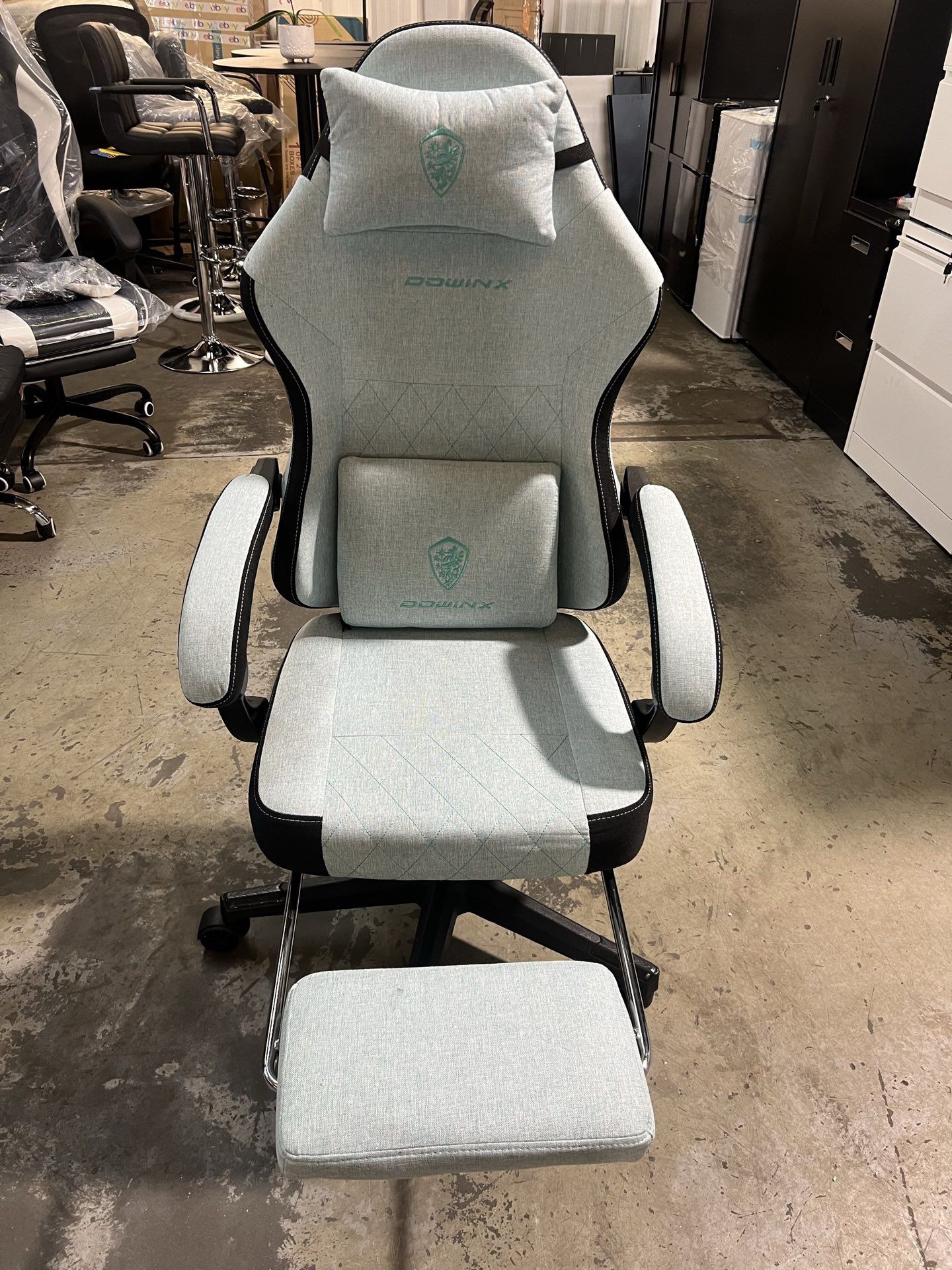 Dowinx Simple Series 6657D-Green brand new and already assembled $99 Warehouse Clearance Sale 🔥First Come, First Served🔥 🔥Reserve with a Depos